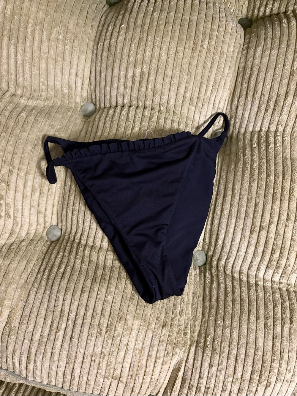 Forever 21 black Ruffle-Trim Bikini Bottom